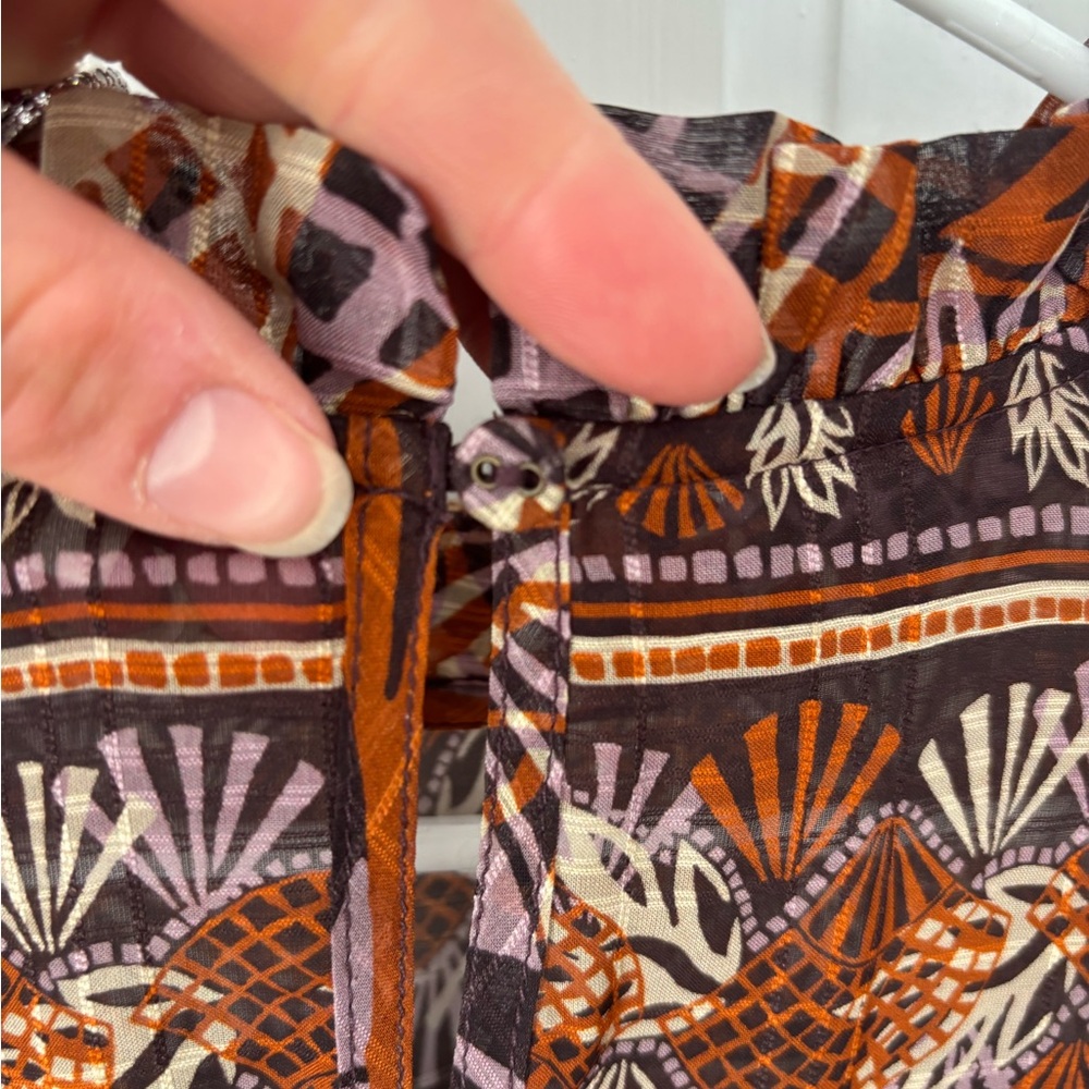 Women's Multicolor Patterned Top - Picture 6 of 9
